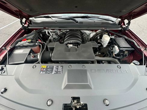 Used 2016 Chevrolet Suburban LT w/ Luxury Package image 14