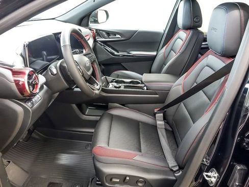 New 2026 Chevrolet Equinox RS w/ LPO, Floor Liner Package FWD image 10