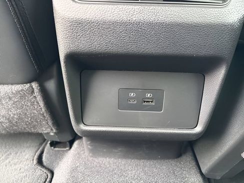 Used 2023 Nissan Rogue SV w/ SV Premium B Package AWD/4WD image 30