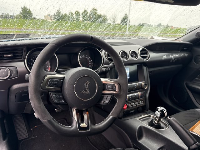 Used 2017 Ford Mustang Shelby GT350 RWD image 21