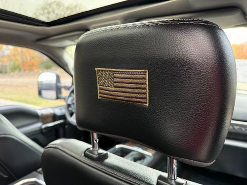 Used 2019 Ford F250 Lariat w/ Lariat Ultimate Package image 46