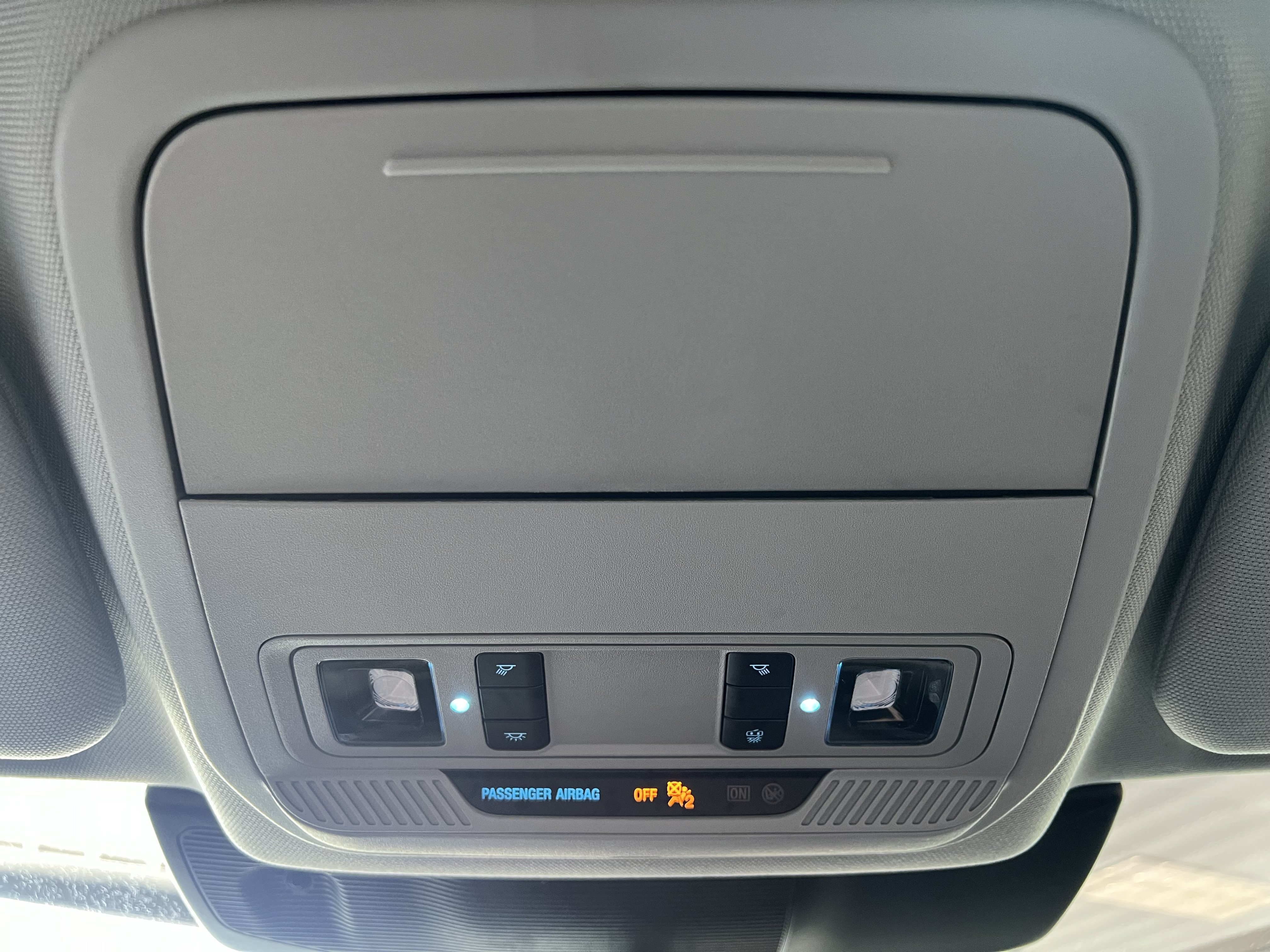 Used 2024 Ford Explorer XLT w/ Equipment Group 202A AWD/4WD image 46