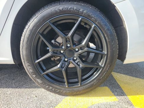 Used 2021 Volkswagen Passat 2.0T SE image 22