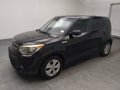 Used 2015 Kia Soul FWD image 2