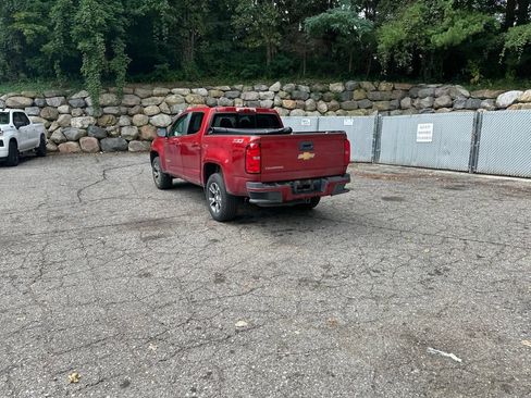 Used 2016 Chevrolet Colorado Z71 AWD/4WD image 8