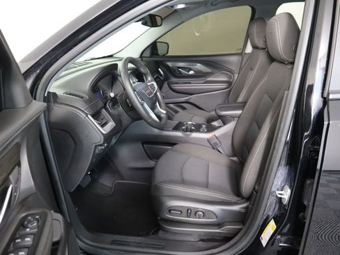Used 2023 GMC Terrain SLE w/ Driver Convenience Package image 19