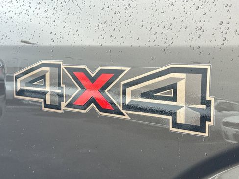 Used 2015 Ford F150 XLT w/ Trailer Tow Package AWD/4WD image 10