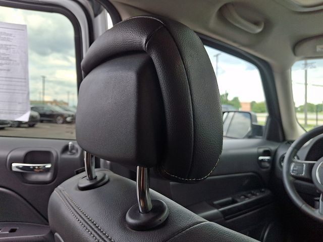Used 2017 Jeep Patriot High Altitude AWD/4WD image 14