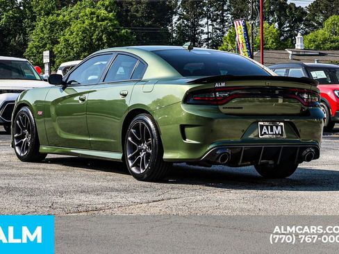 Used 2022 Dodge Charger Scat Pack RWD image 7