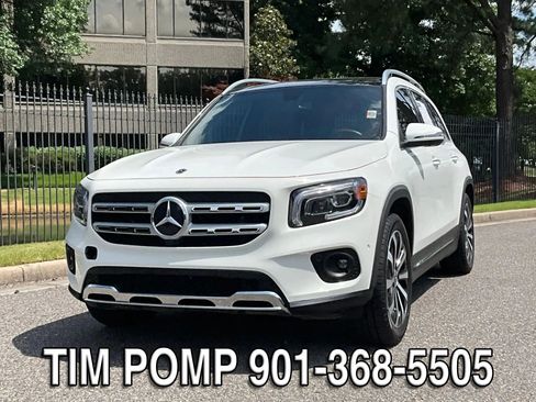Used 2022 Mercedes-Benz GLB 250 4MATIC image 2