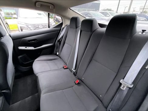 Certified 2025 Nissan Sentra S FWD image 18