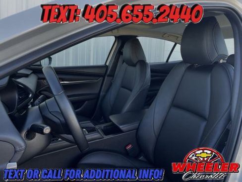 Used 2025 MAZDA MAZDA3 s image 23