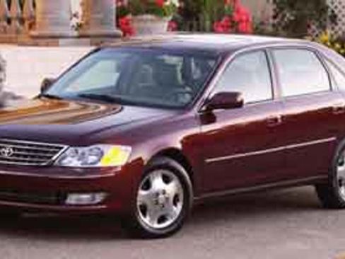 Used 2004 Toyota Avalon XLS image 1