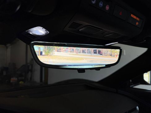 Used 2022 Chevrolet Corvette Stingray Convertible w/ Battery Protection Package image 16