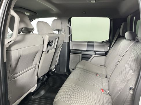 Used 2016 Ford F150 XLT image 14