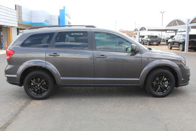 Used 2019 Dodge Journey SE w/ Premium Group FWD image 2