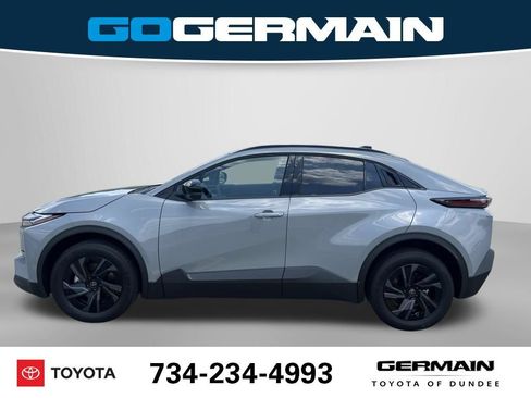 New 2026 Toyota C-HR AWD/4WD image 12