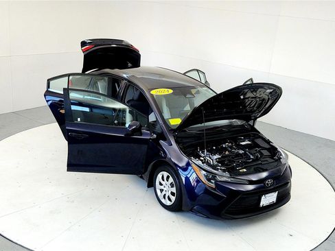 Certified 2024 Toyota Corolla LE image 21