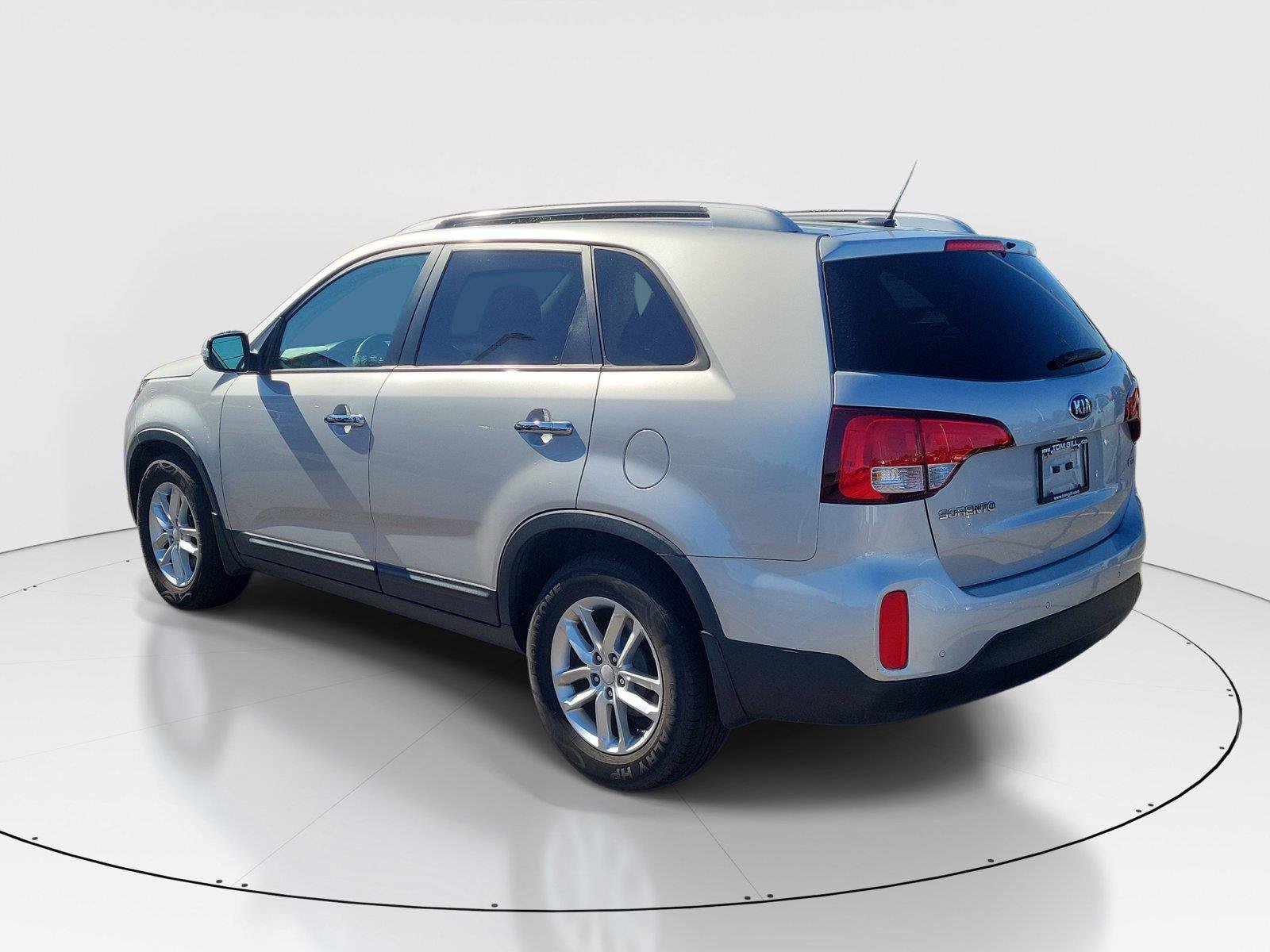 Used 2014 Kia Sorento LX FWD image 3