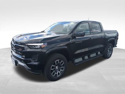 Used 2023 Chevrolet Colorado Z71 w/ Z71 Convenience Package 2