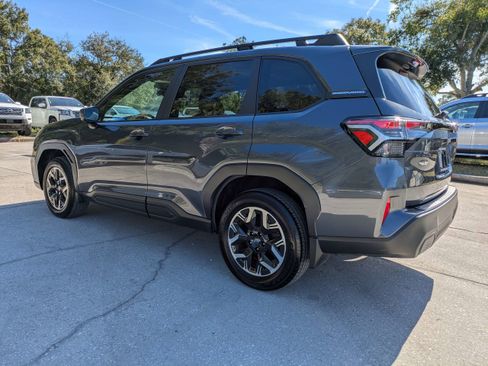 Certified 2025 Subaru Forester Premium image 6