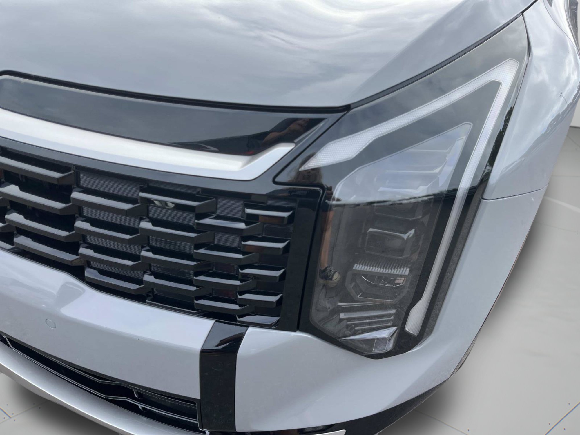 New 2027 Kia Sportage SX FWD image 9