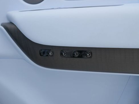 Used 2026 Rolls-Royce Cullinan image 55