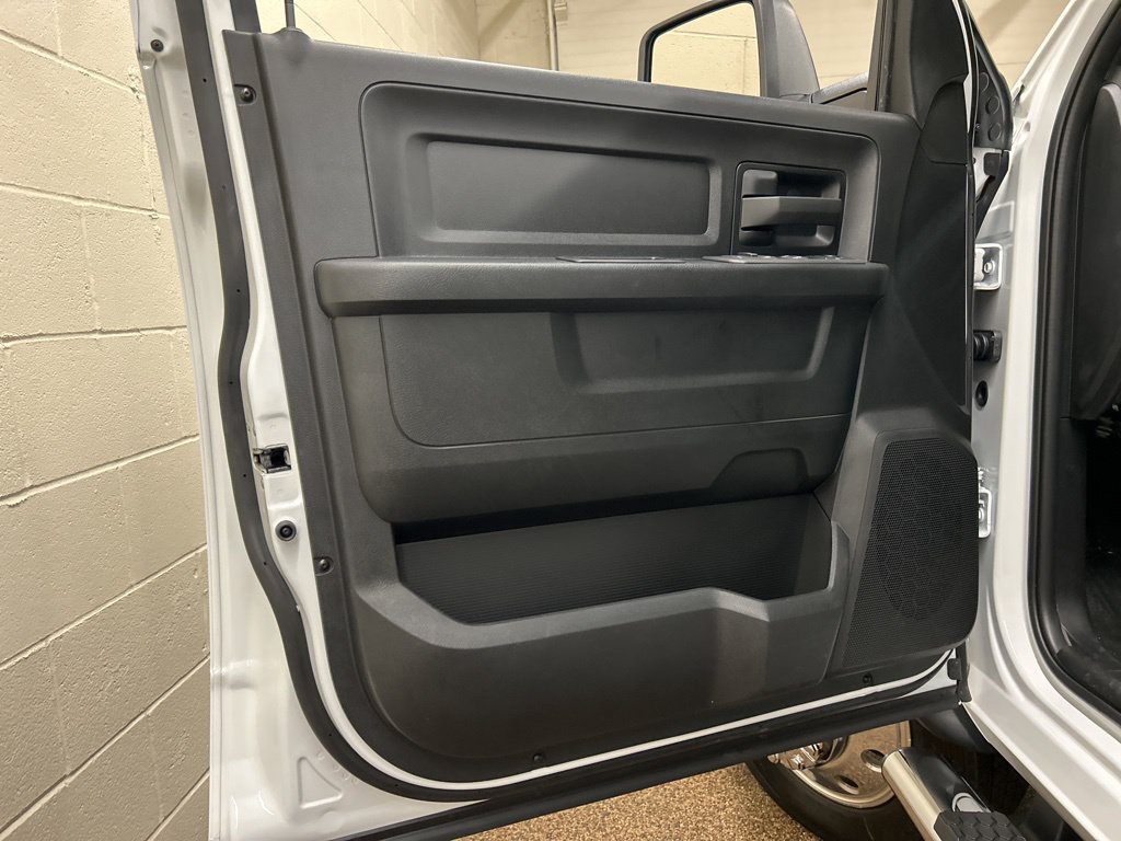 New 2026 RAM 5500 4x4 Crew Cab image 12