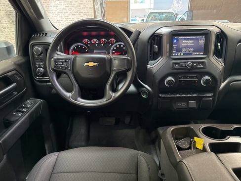 Used 2024 Chevrolet Silverado 2500 Custom w/ Custom Value Package AWD/4WD image 18