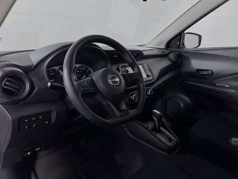 Used 2024 Nissan Kicks S image 9