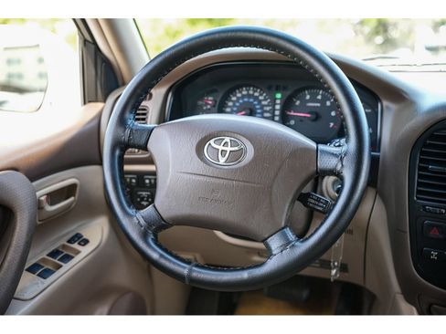 Used 2001 Toyota Land Cruiser AWD/4WD image 16