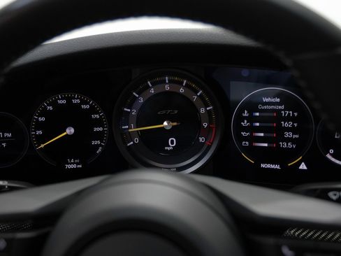 Used 2022 Porsche 911 GT3 image 17