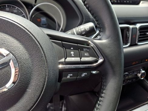 Used 2018 MAZDA CX-5 Touring w/ Preferred Equipment Package FWD image 21