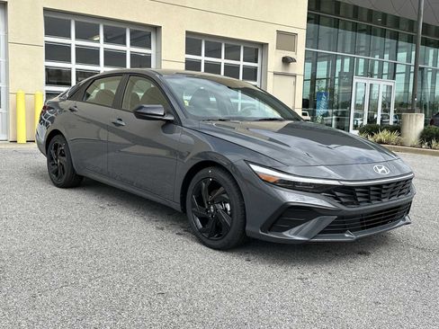 New 2026 Hyundai Elantra Sport image 1