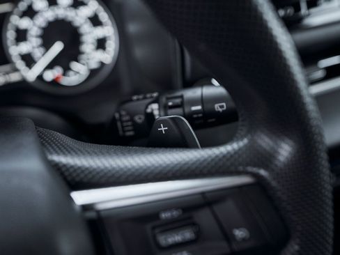 Used 2025 Mitsubishi Outlander ES image 46