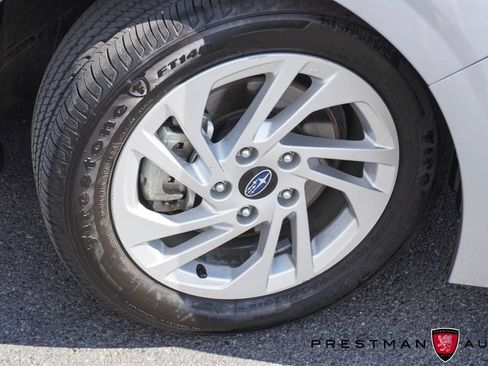 Used 2025 Subaru Impreza 2.0i AWD/4WD image 2