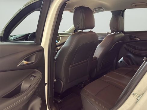 Used 2023 Buick Encore GX Preferred w/ Cold Weather Comfort Package FWD image 15