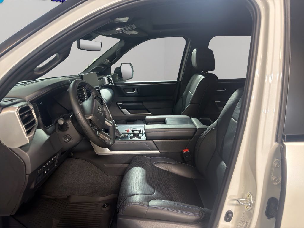 Used 2025 Toyota Tundra Platinum AWD/4WD image 9