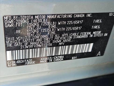Used 2021 Toyota RAV4 XLE image 30