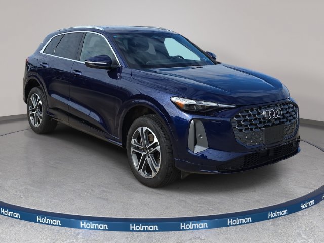 Used 2025 Audi Q5 Premium w/ Convenience Package AWD/4WD image 4