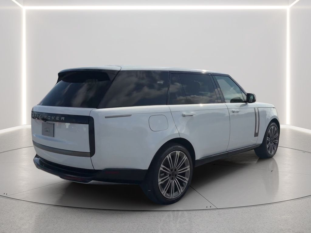 New 2026 Land Rover Range Rover Long Wheelbase SE AWD/4WD image 5