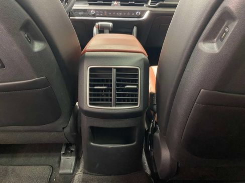 New 2025 Kia Sportage SX AWD/4WD image 12