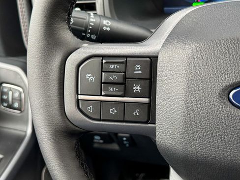 New 2025 Ford F150 Lightning Lariat image 39