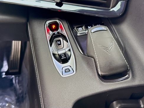 Used 2023 Chevrolet Corvette Stingray Preferred Cpe w/ Z51 Performance Package RWD image 19