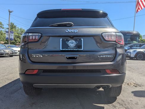 Used 2017 Jeep Compass Limited image 11