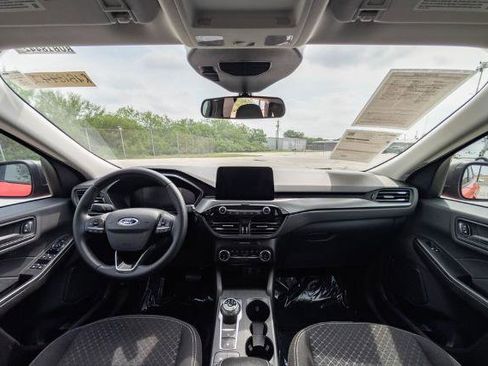Certified 2024 Ford Escape Active FWD image 17