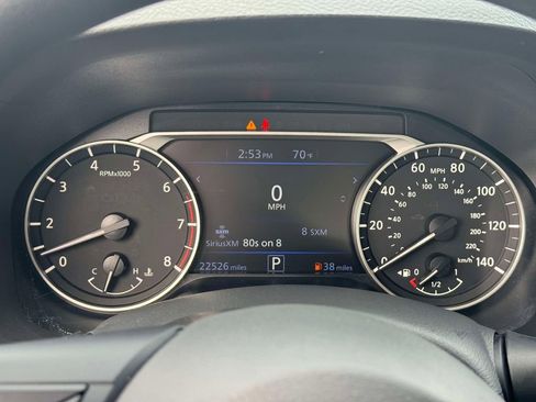 Used 2025 Nissan Altima 2.5 SV FWD image 24