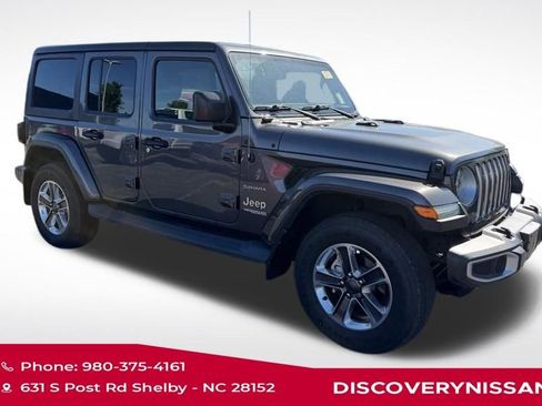 Used 2019 Jeep Wrangler Unlimited Sahara w/ Dual Top Group image 2