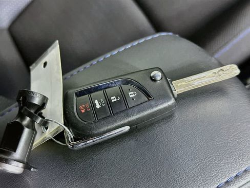 Used 2022 Toyota Corolla SE FWD image 21