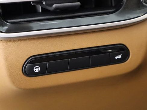 Used 2023 INFINITI QX60 Sensory w/ Cargo Package FWD image 24
